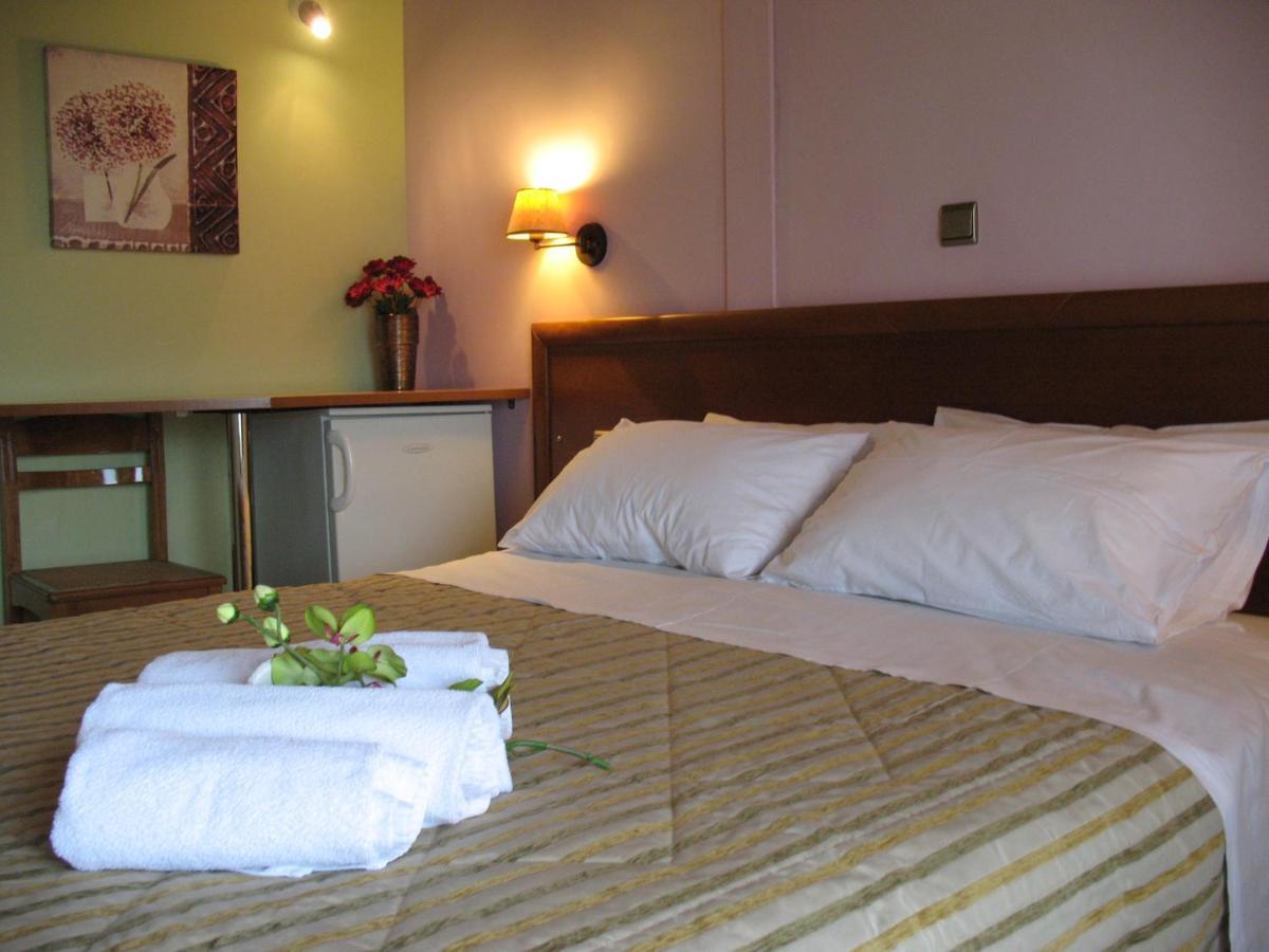 Hotel Prigipikon Suites And Sofites لاوترا  ايباتيس المظهر الخارجي الصورة
