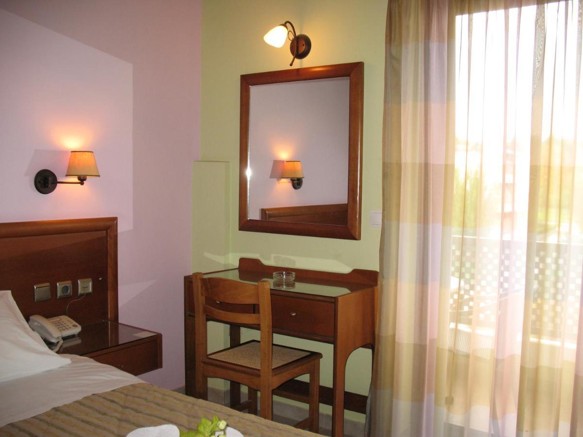 Hotel Prigipikon Suites And Sofites لاوترا  ايباتيس المظهر الخارجي الصورة